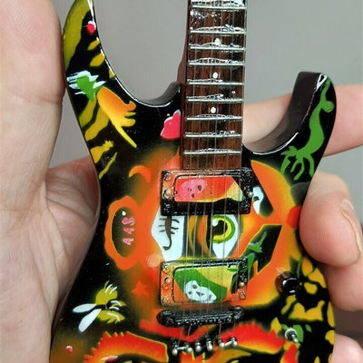 KIRK HAMMETT - Cult One Eye Replica 1:4 Scale Guitar ~Axe Heaven~