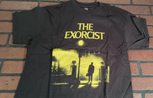 Load image into Gallery viewer, THE EXORCIST MOVIE POSTER - T-shirt ~Never Worn~ S M