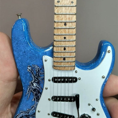 DAVID LOZEAU - The Dragon Fender Strat 1:4 Scale Replica Guitar ~Axe Heaven~