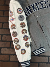 Load image into Gallery viewer, NEW YORK YANKEES G-III 27X World Series Varsity Jacket~Faux Leather Sleeved~