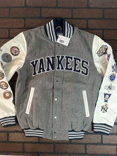 Load image into Gallery viewer, NEW YORK YANKEES G-III 27X World Series Varsity Jacket~Faux Leather Sleeved~