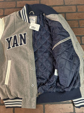 Load image into Gallery viewer, NEW YORK YANKEES G-III 27X World Series Varsity Jacket~Faux Leather Sleeved~