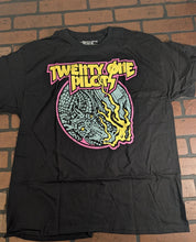 Load image into Gallery viewer, TWENTY ONE PILOTS | 2026 Scaled &amp; Icy Dragon T-shirt ~Never Worn~ XL