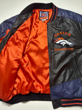 Load image into Gallery viewer, Denver Broncos Black Vintage Leather Jacket