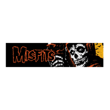 Load image into Gallery viewer, "Ghouls Night Out" Magnetic Grill