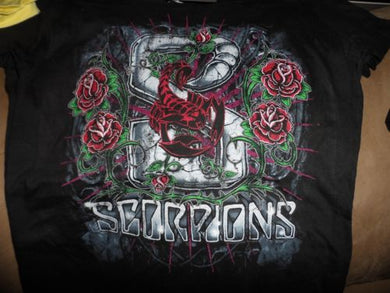 SCORPIONS - Scorpions with Roses Baby Doll T-Shirt ~Brand New/Never Worn~ L