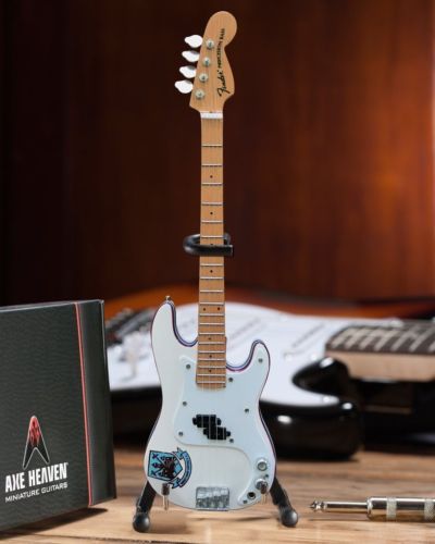 STEVE HARRIS - Fender Precision 1:4 Scale Replica Bass Guitar ~Axe Heaven