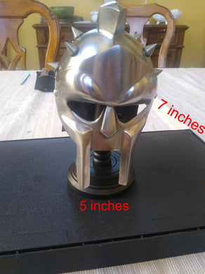 Miniature 7 Inch 18-Gauge Steel Spiked Gladiator Helmet W/Stand