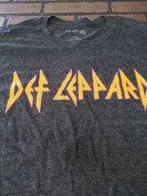 Load image into Gallery viewer, DEF LEPPARD - Retro Distressed Logo Combed Cotton Men&#39;s T-shirt ~Never Worn~ 2XL
