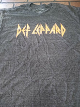 Load image into Gallery viewer, DEF LEPPARD - Retro Distressed Logo Combed Cotton Men&#39;s T-shirt ~Never Worn~ 2XL