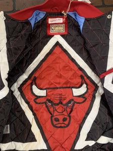 BULLS Finals Mitchell & Ness Special Script Heavyweight Jacket S L XL 2XL