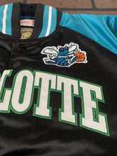 Load image into Gallery viewer, CHARLOTTE HORNETS Mitchell &amp; Ness Special Script Heavyweight Jacket XL