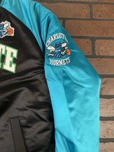 Load image into Gallery viewer, CHARLOTTE HORNETS Mitchell &amp; Ness Special Script Heavyweight Jacket XL