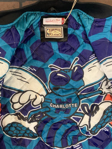 CHARLOTTE HORNETS Mitchell & Ness Special Script Heavyweight Jacket XL