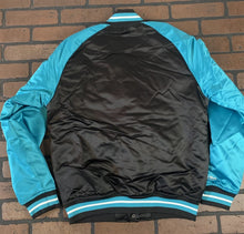 Load image into Gallery viewer, CHARLOTTE HORNETS Mitchell &amp; Ness Special Script Heavyweight Jacket XL