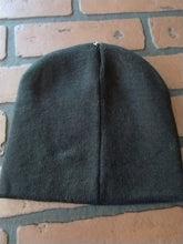 Load image into Gallery viewer, POISON - Skull in Top Hat - Knit Beanie ~Brand New~