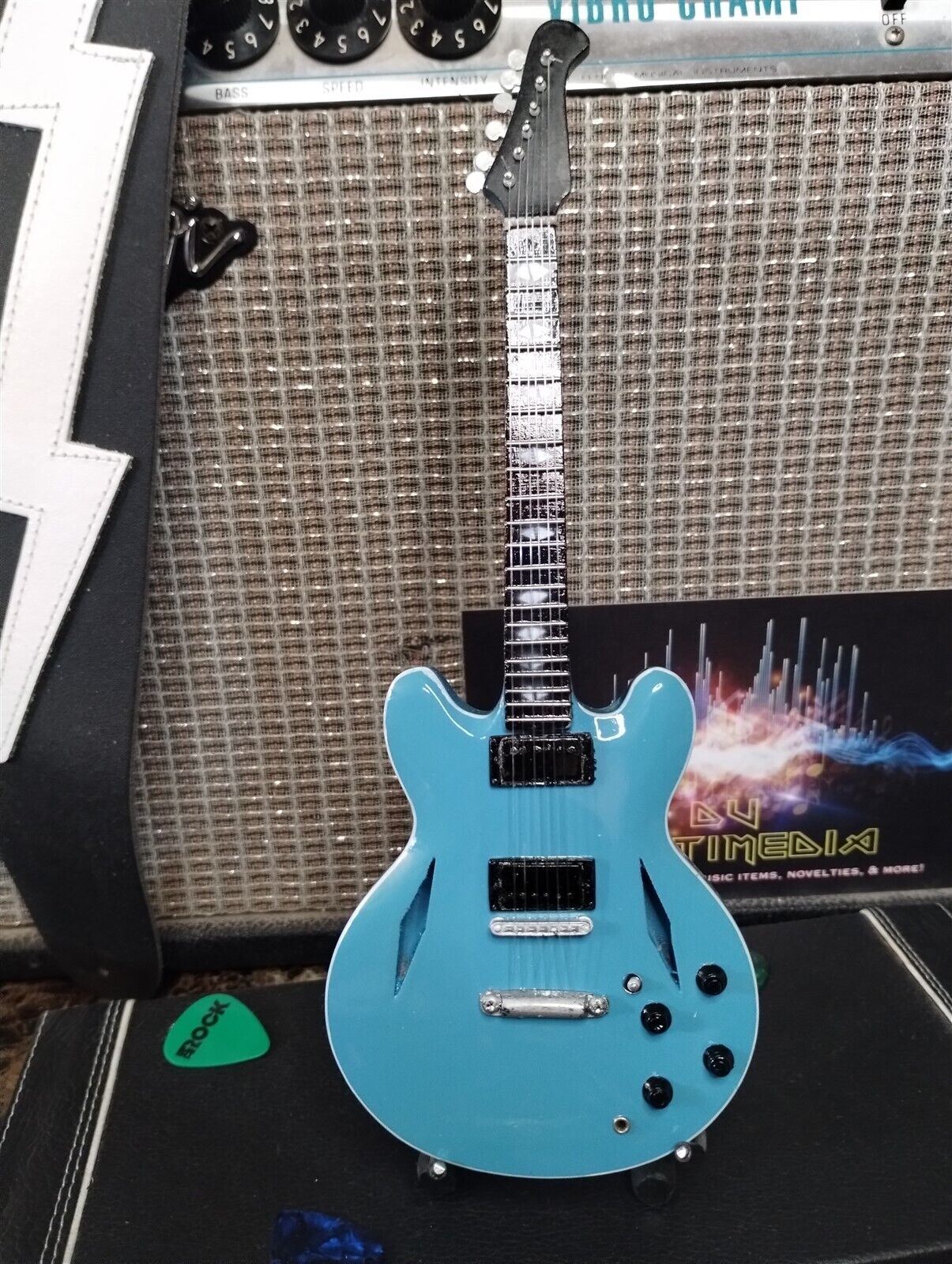 Dave Grohl Guitar Collection