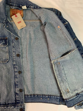 Load image into Gallery viewer, Levi&#39;s Denim Trucker Jacket~Never Worn~M L~