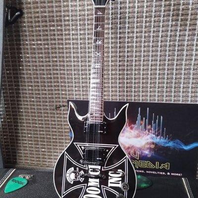 BLACK LABEL SOCIETY-Doom Crew Heathen Grail 1:4 Scale Replica Guitar ~Axe Heaven