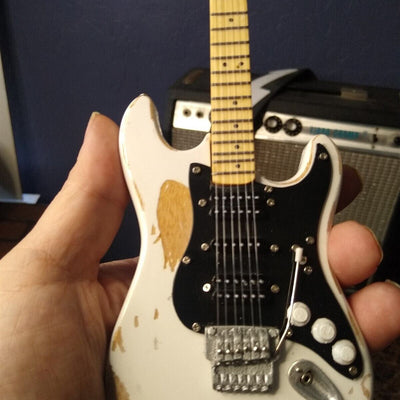 MICK MARS-Distressed Signature White Strat 1:4 Scale Replica Guitar ~Axe Heaven~
