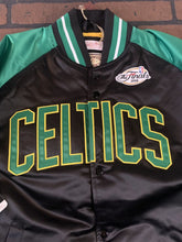 Load image into Gallery viewer, BOSTON CELTICS Mitchell &amp; Ness Special Script Heavyweight Jacket S L XL