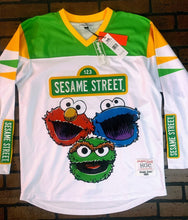 Load image into Gallery viewer, SESAME STREET Headgear Classics Hockey White Jersey ~Never Worn~ M L XL