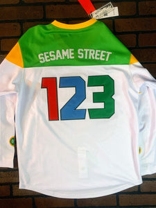 SESAME STREET Headgear Classics Hockey White Jersey ~Never Worn~ M L XL