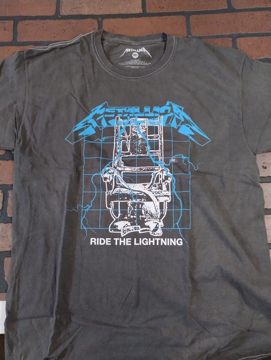METALLICA - Distressed 2022 Ride The Lightning Men's T-shirt ~Never Worn~ S M