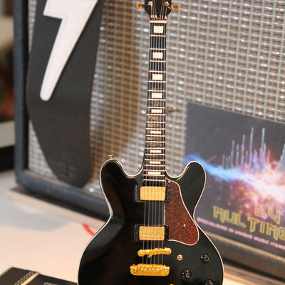 BB KING -"Lucille" Black Signature Reissue1:4 Scale Replica Guitar ~New~