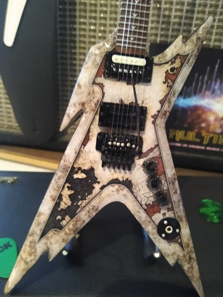 Dimebag Razorback Rust DIMEBAG DARRELL (PANTERA) Rust Razorback 1:4 Scale Replica Guitar ~Axe ...