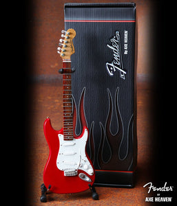 Fender Red Strat 1:4 Scale Replica Guitar ~Axe Heaven~