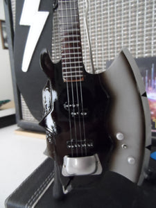 GENE SIMMONS (KISS) - Axe Replica Bass 1:4 Scale Guitar ~Axe Heaven