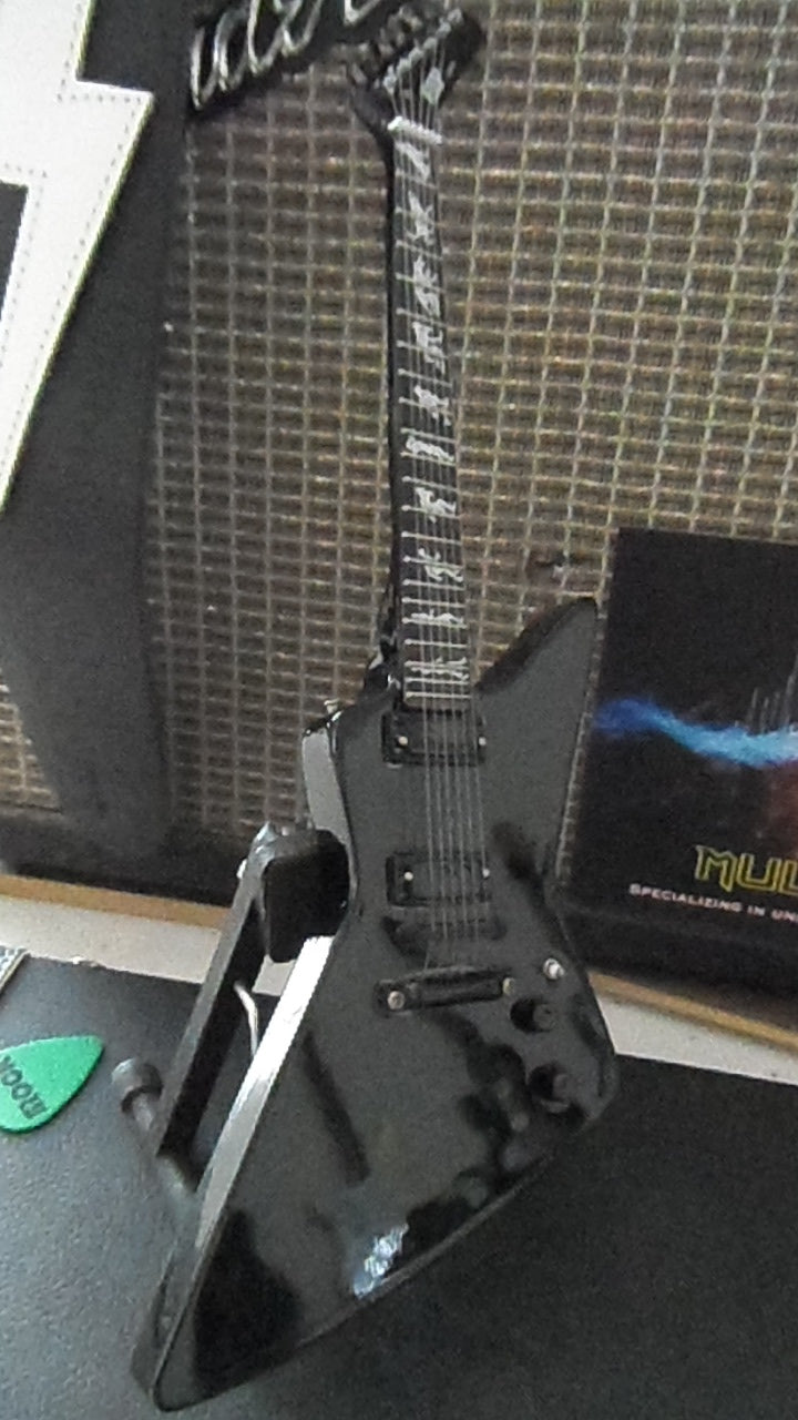 JAMES HETFIELD (METALLICA) - ESP Man to Wolf 1:4 Scale Guitar ~Axe