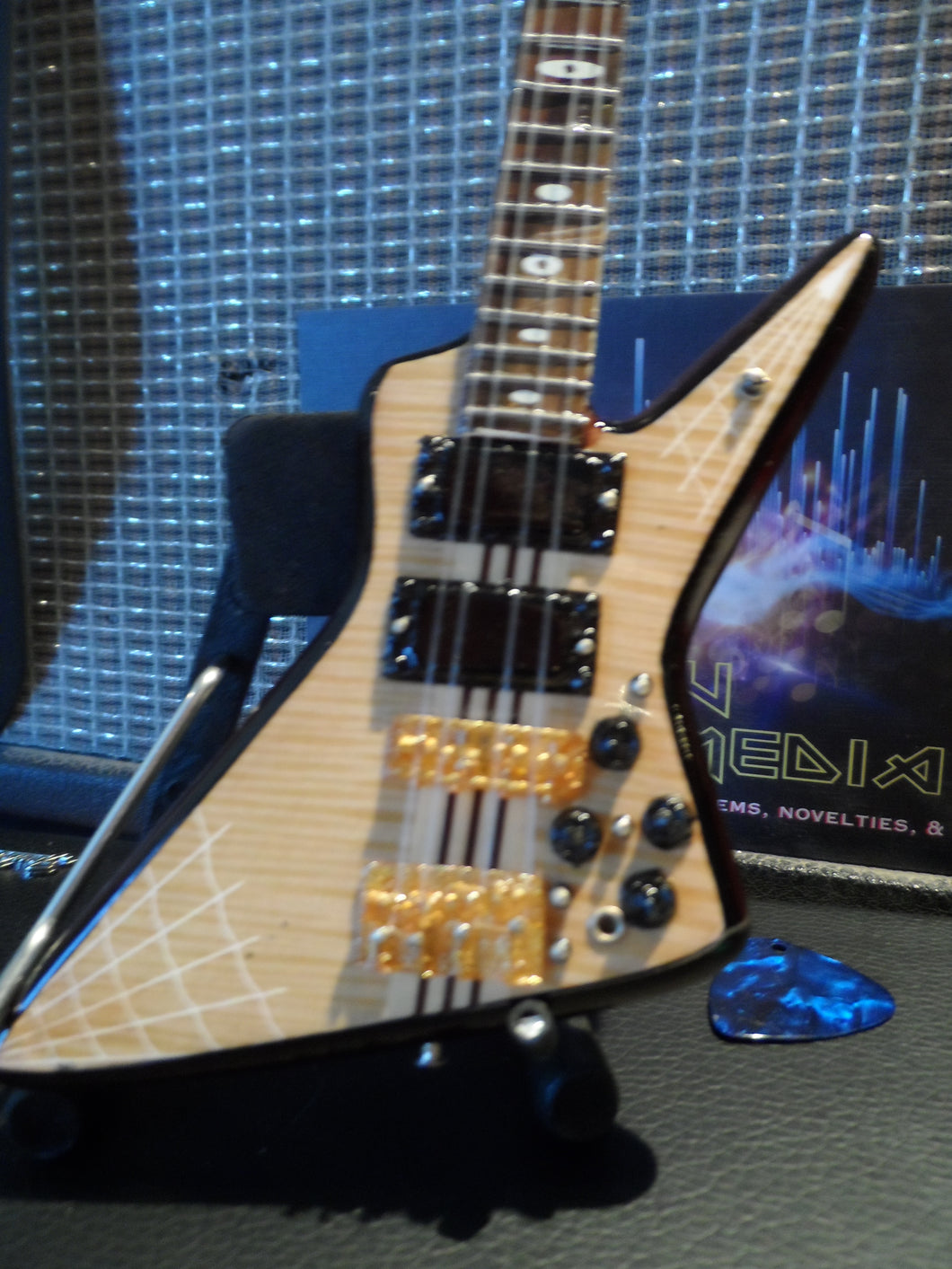 JOHN ENTWISTLE (Who)-Alembic Explorer Bass 1:4 Scale Replica Guitar ~Axe Heaven~