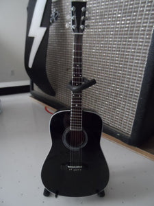 JOHNNY CASH -Martin Black Acoustic 1:4 Scale Signature Replica Guitar ~Axe Heaven~