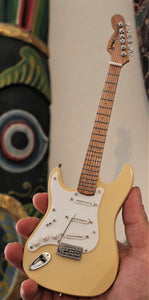 Fender Cream Lefty Strat 1:4 Scale Guitar ~Axe Heaven~