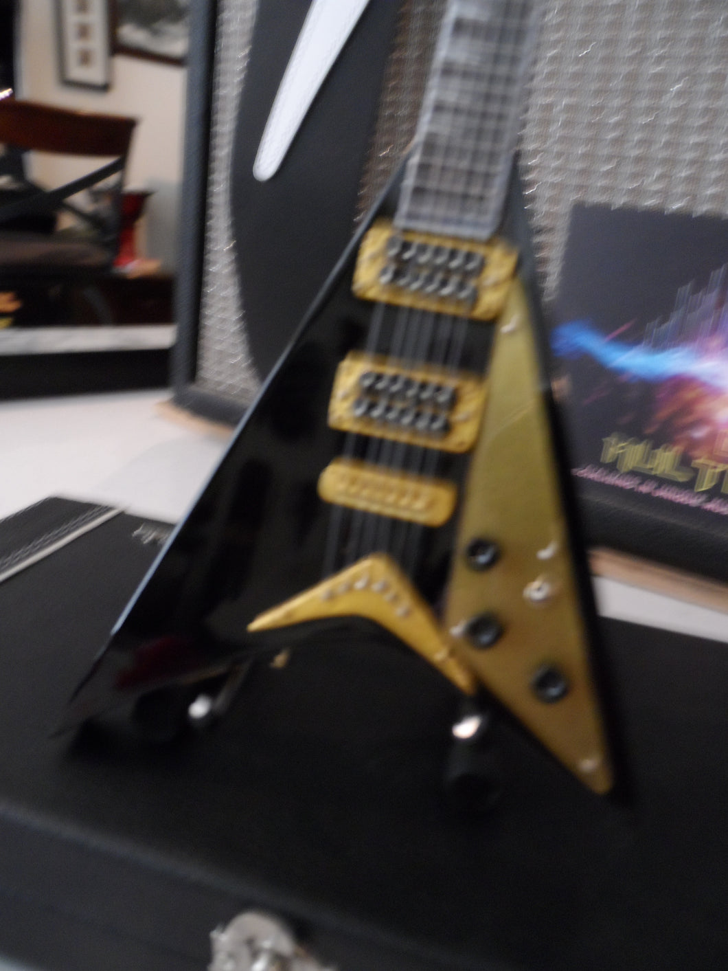 RANDY RHOADS- Signature Black Concorde V 1:4 Scale Replica Guitar ~Axe Heaven~