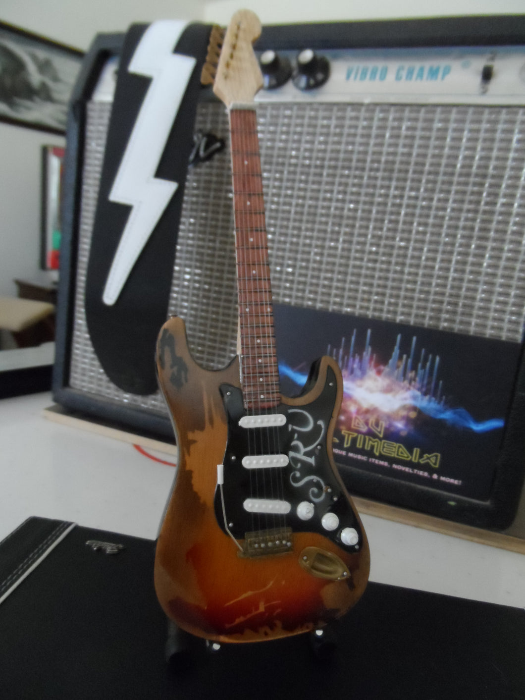 STEVIE RAY VAUGHAN - Distressed No. 1 Fender Strat 1:4 Scale Replica Guitar~New~