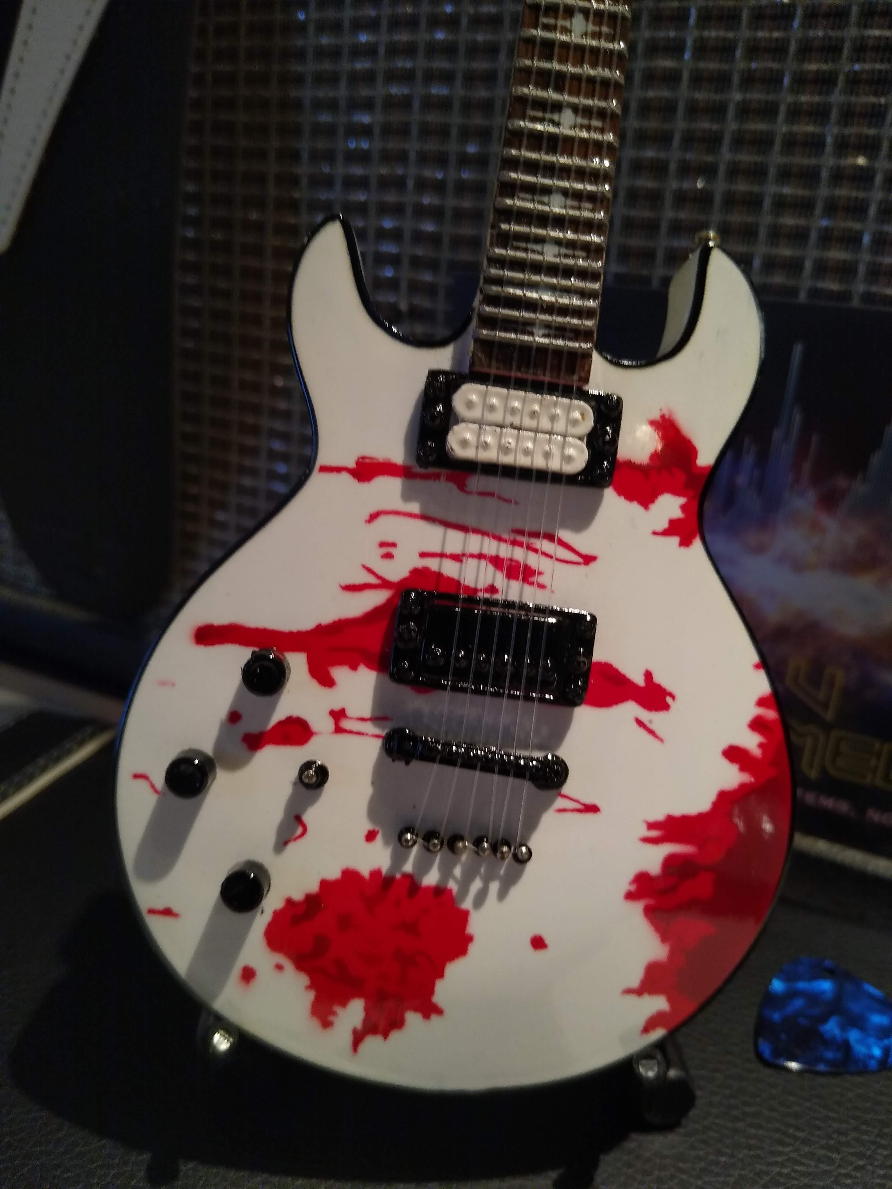 ZACKY VENGEANCE (A7X)-Schechter Blood Splat 1:4 Scale Replica