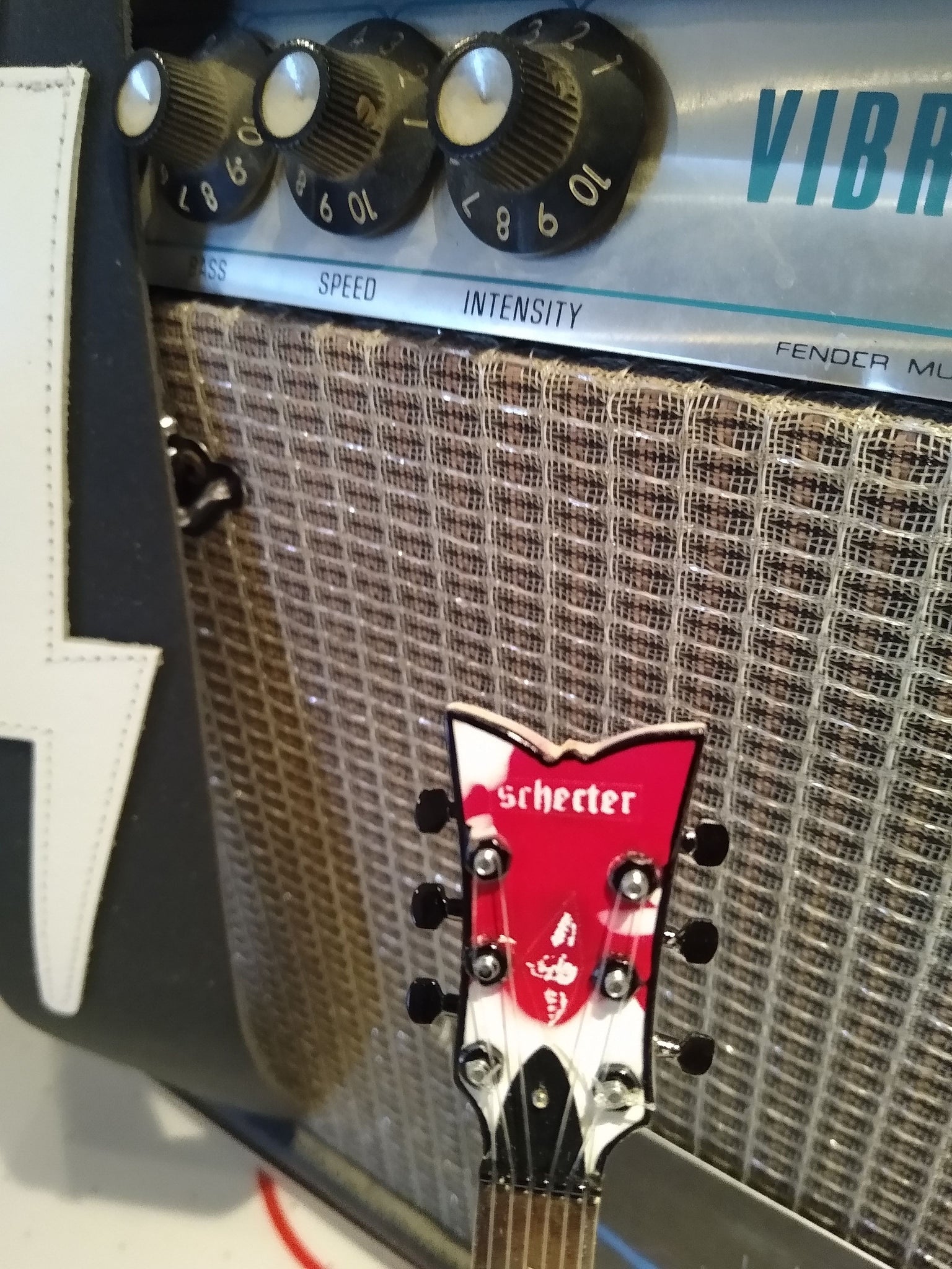 ZACKY VENGEANCE (A7X)-Schechter Blood Splat 1:4 Scale