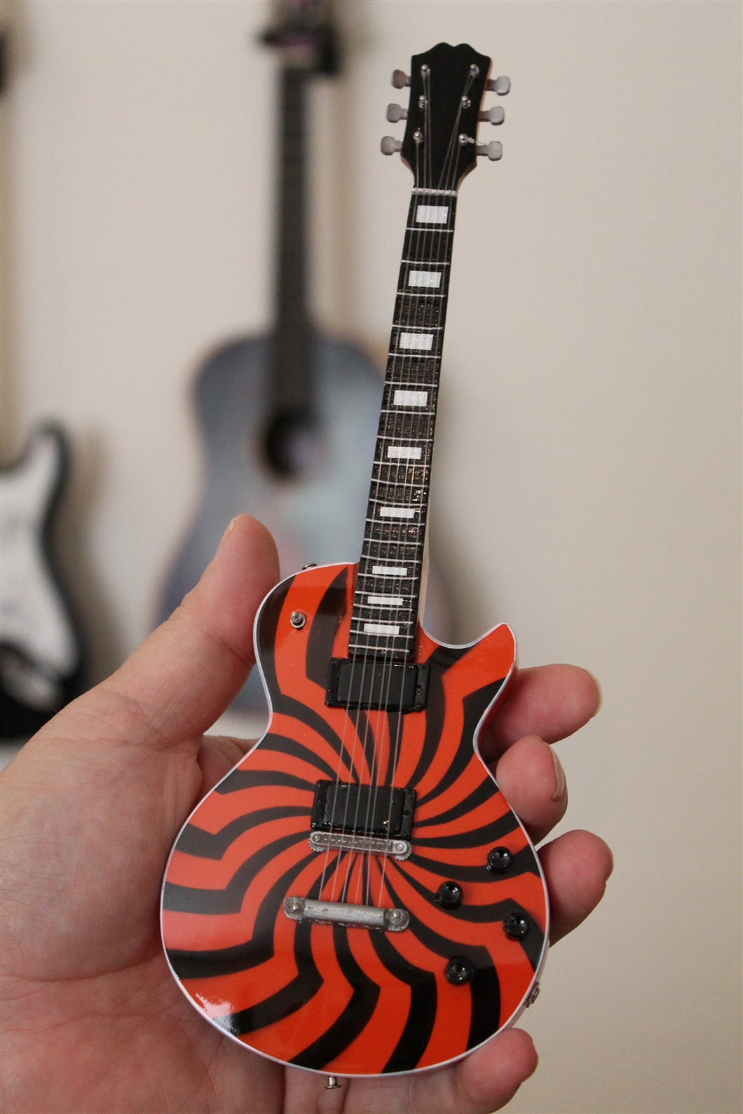 ZAKK WYLDE Orange/Black Buzzsaw Custom 1:4 Scale Replica Guitar ~New~